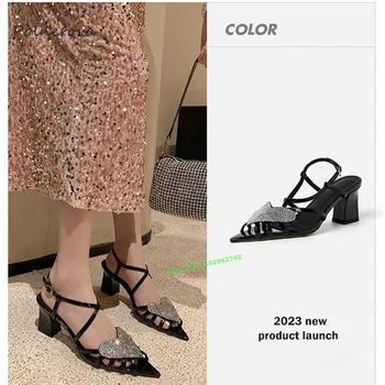 Босоножки с острым носком, украшенные стразами, однотонные босоножки на массивном каблуке с пряжкой, банкетные свадебные туфли для женщин, новинка лета 2023, элегантные