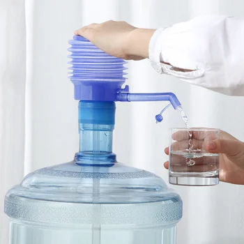 Новый чистый и гигиеничный портативный ручной пресс для питьевой воды в бутылках, съемная трубка, инновационный вакуумный ручной насос-дозатор