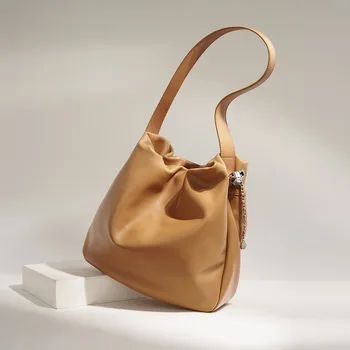 Новое поступление лета 2023, женские сумки-ведра из натуральной кожи, простой и универсальный дизайн, сумки большой вместимости.
