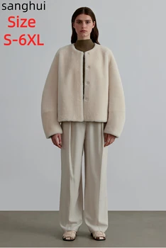 Женское короткое пальто с мехом мериноса, молодое и модное зимнее новое женское пальто 2023 года.